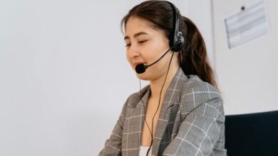 corporate tech support hotline